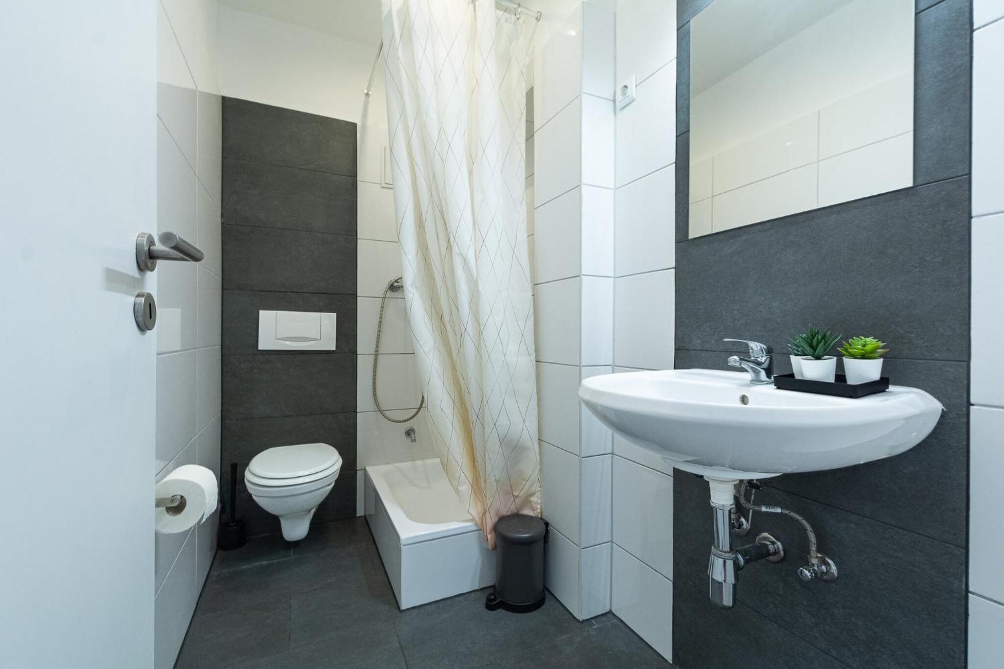 T&K Apartments - Apartments 20 Min To Messe Dus Krefeld Eksteriør billede